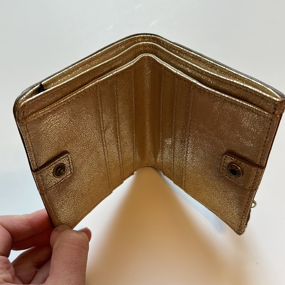 Wallet - Picture 3 of 6